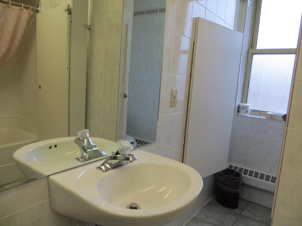 Athabasca Hotel Τζάσπερ Εξωτερικό φωτογραφία